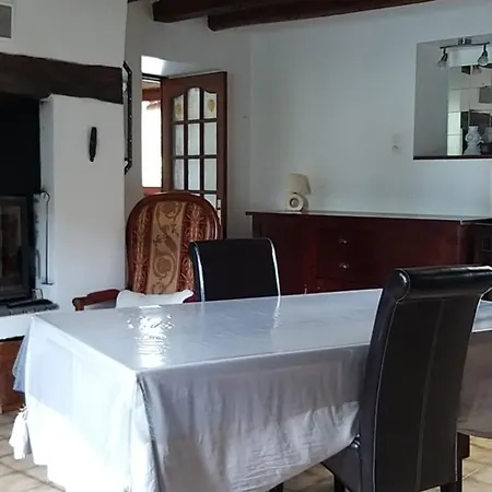 Panzió 1 A 2 Chez Valerie Gouffe Parigné-lʼÉvêque