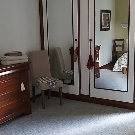 1 à 2 Chambres Climatisées chez Valérie Gouffé *