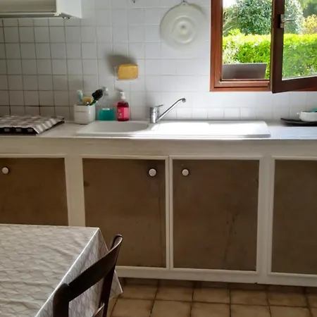 1 à 2 Chambres Climatisées chez Valérie Gouffé Parigné-lʼÉvêque