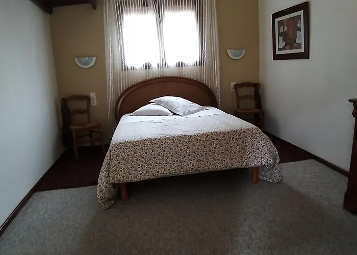 1 à 2 Chez Valérie Gouffé Parigné-lʼÉvêque