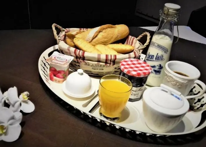 Couette-café 1 à 2 Chez Valérie Gouffé *