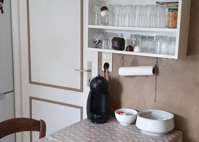 1 à 2 Chez Valérie Gouffé * Parigné-lʼÉvêque